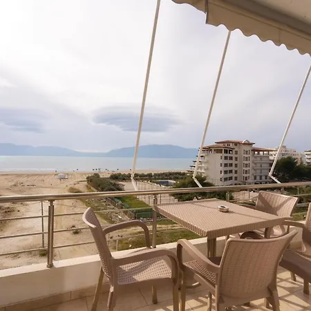 아파트 In The Village With A Sea View