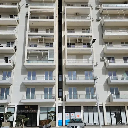아파트 In The Village With A Sea View