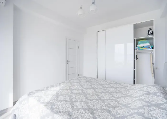 In The Village With A Sea View Apartment